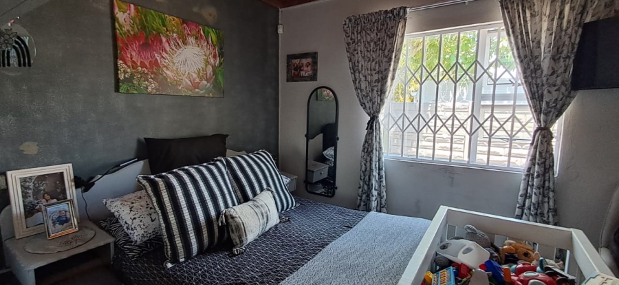 To Let 1 Bedroom Property for Rent in Abbotsford Eastern Cape